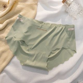 Quần lót nữ chất liệu su tăm mềm mát viền lượn sóng chống tụt chống lộ viền 6688