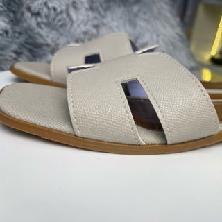 Dép chữ H