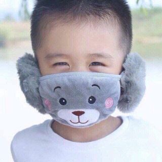 Khẩu trang kèm bịt tai lông nhung mịn họa tiết ngộ nghĩnh cho bé