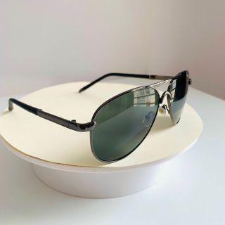 Kính râm nam tròng thuỷ tinh màu đen P8503