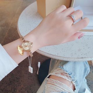 ĐỒNG HỒ NỮ CAO CẤP VERS MEDUSA DÂY KIỀNG MẶT NẮP BẬT MINI SIÊU XINH