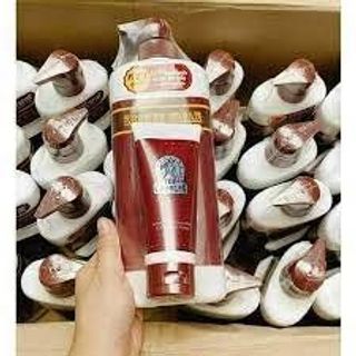 Sữa tắm ngựa nâu 500ml tặng kèm sữa rửa mặt Thái Lan hẹ nhàng làm sạch da, mang lại làn da săn chắc khỏe mạnh cho bạn.