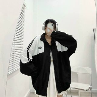 Áo khoác dù 2 lớp lót , logo thêu , 2size l và xl