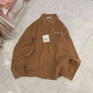 Áo sơ mi da lộn logo thêu INCREDIBLE,hàng đẹp, bán shop. Form (50kg-70kg)