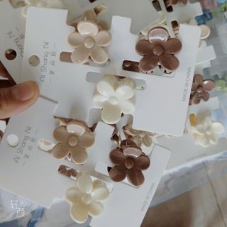 Kẹp hoa bướm vỉ 3cái hộp 30 vỉ 90cái