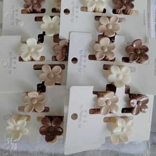 Kẹp hoa bướm vỉ 3cái hộp 30 vỉ 90cái