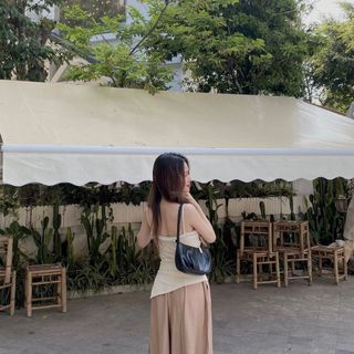 Áo thun 2 dây vạt xéo nhún eo HALU