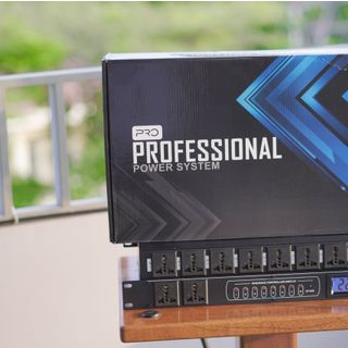 Quản Lý Nguồn V10 Đồng Hồ Hiển Thị Điện Áp 10 Cổng Chia Chuyên Dụng Cho Các Thiết Bị Âm Thanh