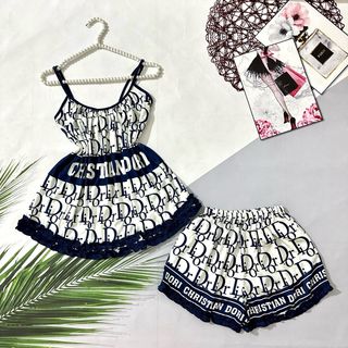 Đùi dây bèo latin thiết kế
