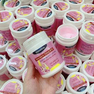 Siêu kích trắng vase line ban đêm