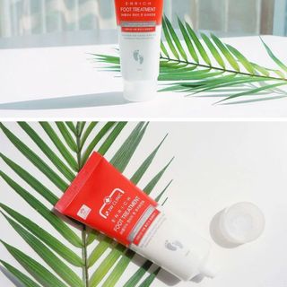 Kem dưỡng da chân 3W Clinic Hàn Quốc 100ml