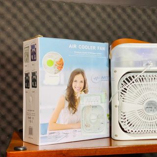 Quạt Điều Hòa Hơi Nước Mini 600ml , Quạt Phun Sương Tạo Ẩm Làm Mát Để Bàn Văn Phòng 5 Vòi Phun Đèn Led Nhiều Màu Báo Thức