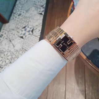 ĐỒNG HỒ NỮ THỜI TRANG FENZI DÂY BẢNG MẶT VUÔNG 1