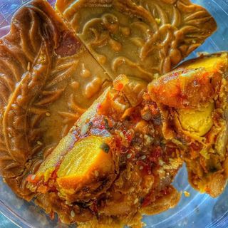 BÁNH TRUNG THU THẬP CẨM GÀ QUAY 8 TRỨNG SIÊU TO KHỔNG LỒ, MÓN QUÀ TÌNH THÂN 600G - WINNIE HOUSE