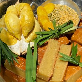 BÁNH ĐẬU XANH SẦU RIÊNG – THƠM NGON, BAO DẺO, BAO THƠM 450G - WINNIE HOUSE