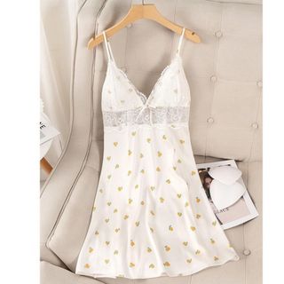 ĐẦM SATIN PHỐI REN HOẠ TIẾT - LÊ PHƯƠNG BOUTIQUE