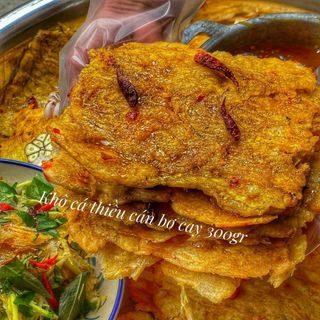 KHÔ CÁ THIỀU CÁN BƠ CAY THƠM NGON BẤT NGỜ 350G - WINNIE HOUSE