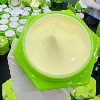 Kem dưỡng trắng da cấp tốc Body Kén Tằm Collagen NDK