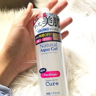 Tẩy tế bào chết NATURAL AQUA GEL