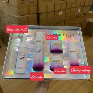 Bộ mỹ phẩm kayoko Nhật bản