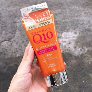 Kem dưỡng tay q10 nhật bản