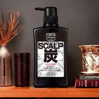 DẦU GỘI THAN HOẠT TÍNH CHĂM SÓC
DA ĐẦU DÀNH CHO NAM SOFTYMO