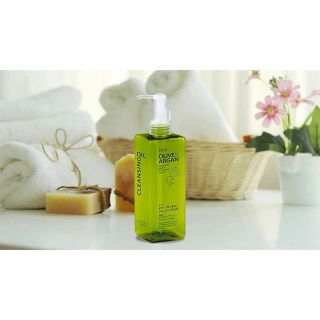 DẦU TẨY TRANG CHIẾT XUẤT DẦU
OLIVE & ARGAN DEVE 200 ML