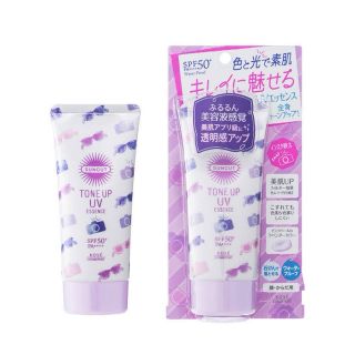TINH CHẤT CHỐNG NẮNG NÂNG TONE
TRONG SUỐT SUNCUT