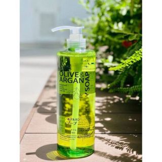 Sữa Tắm Chiết Xuất Dầu Olive & Argan Deve Body Soap 800ml
