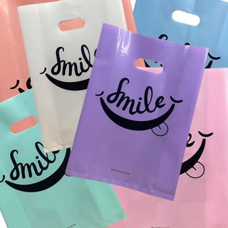 1kg túi hột xoài in sẵn chữ Smile – đủ màu – đủ size chất liệu nhựa PE bóng mịn – dẽo dai – Giá xưởng – 5 Giây