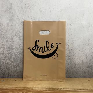 1kg túi hột xoài in sẵn chữ Smile – đủ màu – đủ size chất liệu nhựa PE bóng mịn – dẽo dai – Giá xưởng – 5 Giây