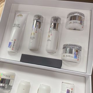 Mỹ phẩm gimi luxury bản sần 2024