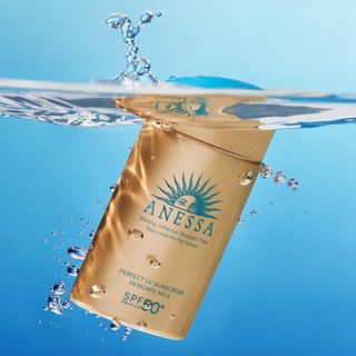 Chống Nắng Kiềm Dầu Anessa Perfect UV Sunscreen Skincare Milk SPF50+ PA++++ 60ml