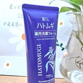 Sữa Rửa Mặt Hatomugi Ý Dĩ Trắng Da, Dưỡng ẩm Nội địa Nhật Bản 130g
