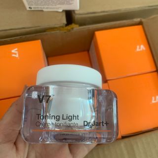 [Mẫu Mới] Kem Dưỡng Làm Trắng Da V7 Toning Light - Dr.Jart+ Hàn Quốc (Cải thiện tone da sau 4 tuần sử dụng ) được bổ sung để làm sáng dần làn da từ bên trong. giá sỉ