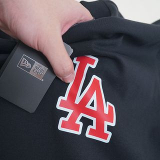 Mẫu áo phông cổ tròn MLB CÁ TÍNH NĂNG ĐỘNG MÀU ĐEN