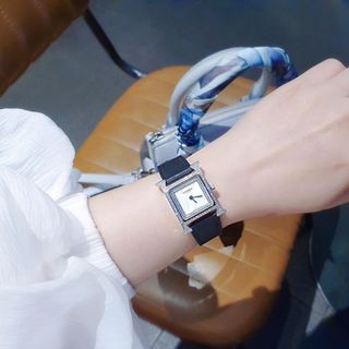ĐỒNG HỒ NỮ CAO CẤP HEMES DÂY DA MẶT VIỀN ĐÁ NEW
