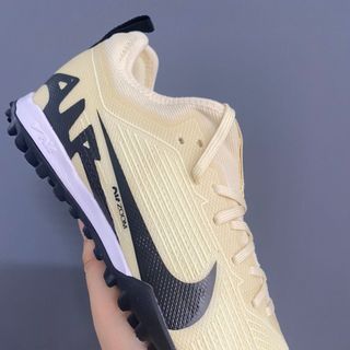 Giày đá bóng Vapor 15 pro màu trắng sữa loại 1 giá sỉ
