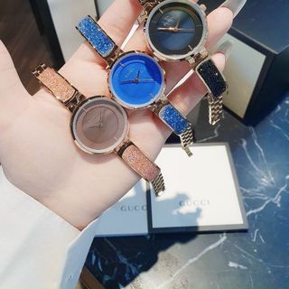 ĐỒNG HỒ NỮ CAO CẤP GU CII MẶT ĐÁ SỨ DÂY ĐÁ BLING BLING 1