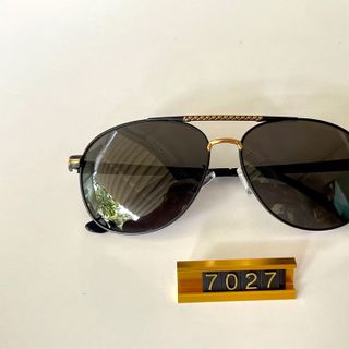 Mắt kính tròng polaroi 7027