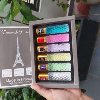 Set tháp 6 chai hình thật