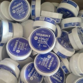 Tẩy tế bào chết mặt vitamin E Thái Lan 50g