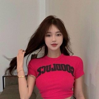 Áo thun nữ crop top chất liệu bo ríp