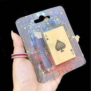 BẬT LỬA ĐIỆN HÌNH LÁ BÀI - SẠC ĐIỆN