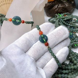 VÒNG TAY PHỈ THÚY THIÊN NHIÊN PHỐI CHARM - THẮNG GIANG