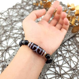 VÒNG TAY NAM DZI MÃ NÃO THIÊN NHIÊN - THẮNG GIANG