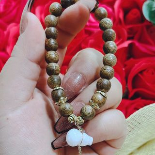 VÒNG TAY TRẦM HƯƠNG TỐC PHỐI HỒ LÔ NGỌC CẨM THẠCH THIÊN NHIÊN TUÝP A - THẮNG GIANG
