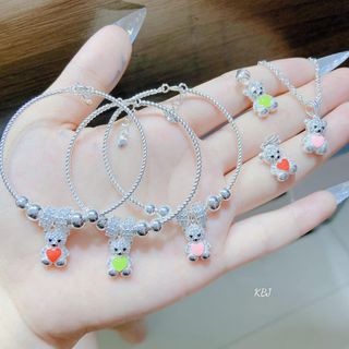 VÒNG TAY GẤU BẠC TA DÀNH CHO BÉ CÓ THẺ HÓA ĐƠN - THẮNG GIANG