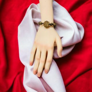 VÒNG TAY HOA MẪU ĐƠN TRẦM HƯƠNG TỐC THẮT DÂY - THẮNG GIANG
