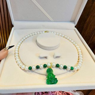 DÂY CHUYỀN NGỌC TRAI NUÔI NƯỚC NGỌT PHỐI MẶT QUAN ÂM NGỌC CẨM THẠCH THIÊN NHIÊN MÓC VÀNG TÂY 10 KARA - THẮNG GIANG